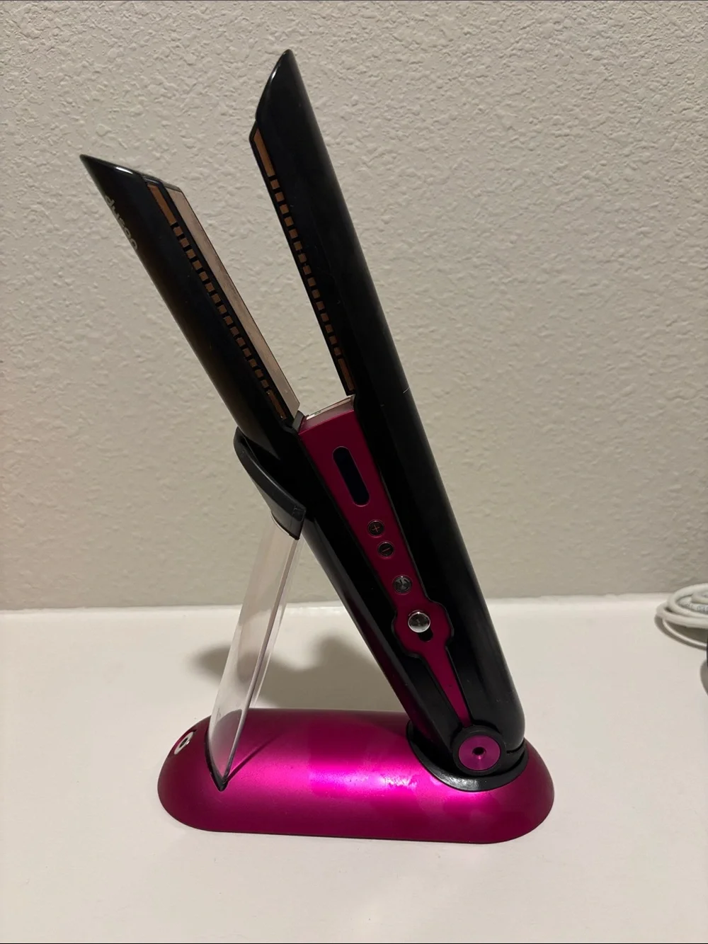 Dyson Black  Styling Iron with Pink Charging Dock